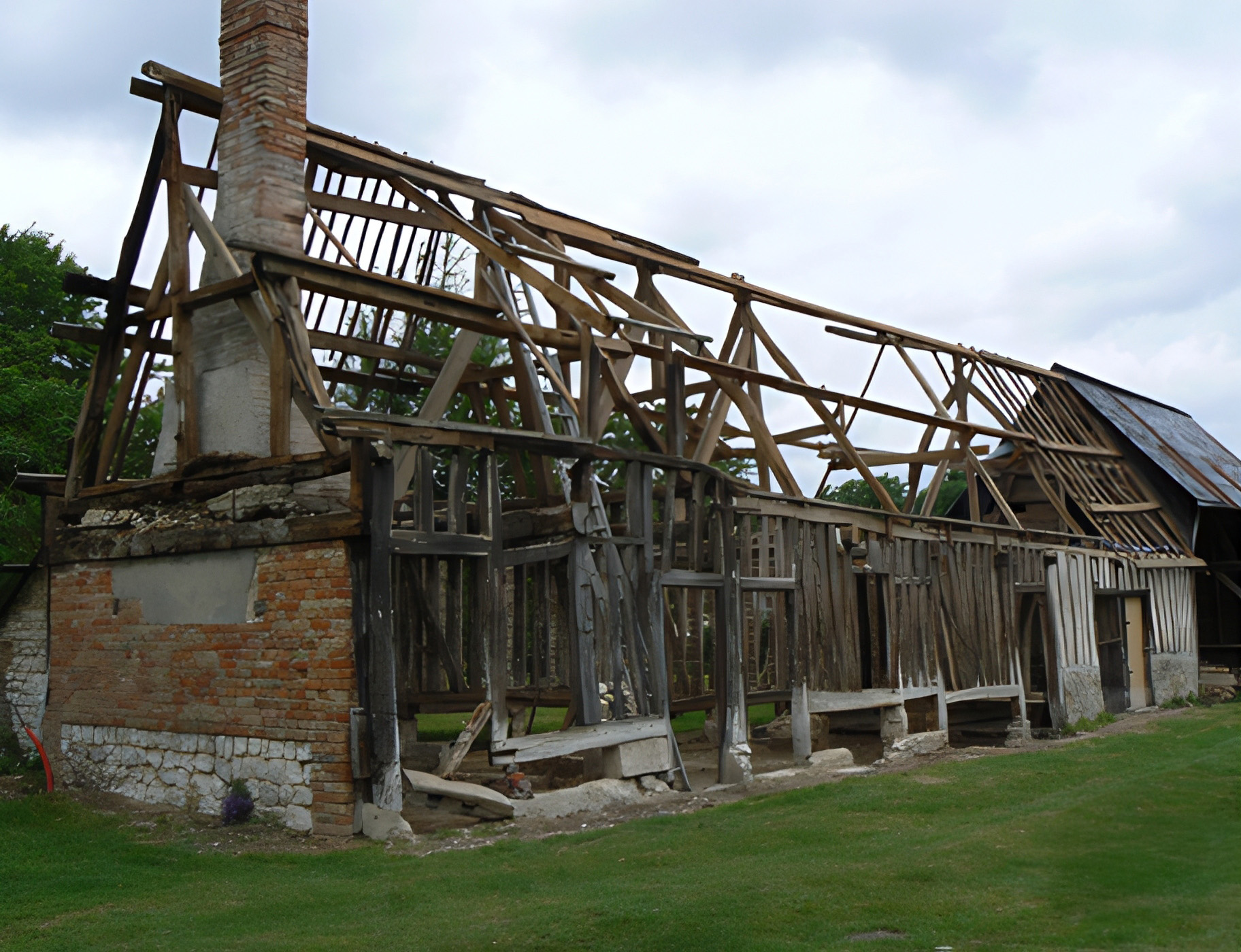 Charpente Toiture Fontainebleau - Avant